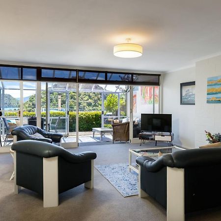 Seaview Apartment Піктон Екстер'єр фото